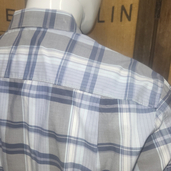 Hugo Boss Cotton Button Up Shirt, L, Slim Fit - Picture 5 of 8